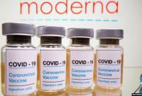 Moderna "модернизирует" вакцину для борьбы с мутировавшим штаммом COVID