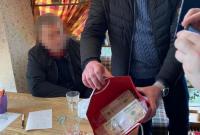 В Киеве злоумышленники торговали государственными должностями за более 4 млн долларов В Киеве злоумышленники торговали государственными должностями за более 4 млн долларов